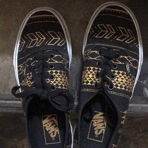 Tribal print Vans